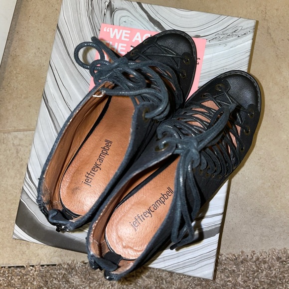 Jeffrey Campbell Cors Black Suede Peep Toe - Picture 6 of 8